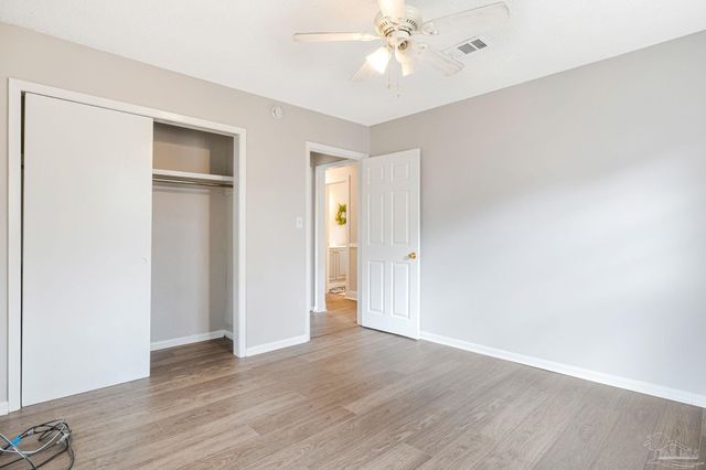 7830 Herrington Dr, Pensacola, FL 32534