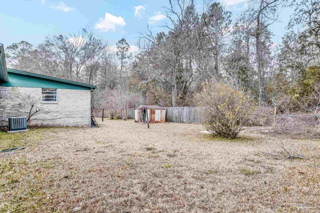 7830 Herrington Dr, Pensacola, FL 32534