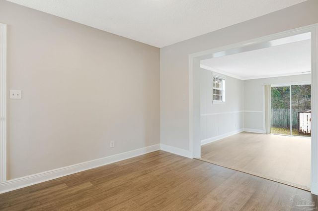 7830 Herrington Dr, Pensacola, FL 32534