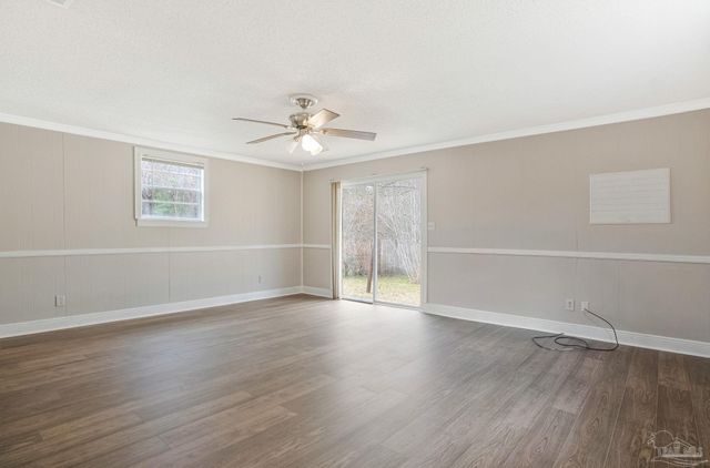 7830 Herrington Dr, Pensacola, FL 32534