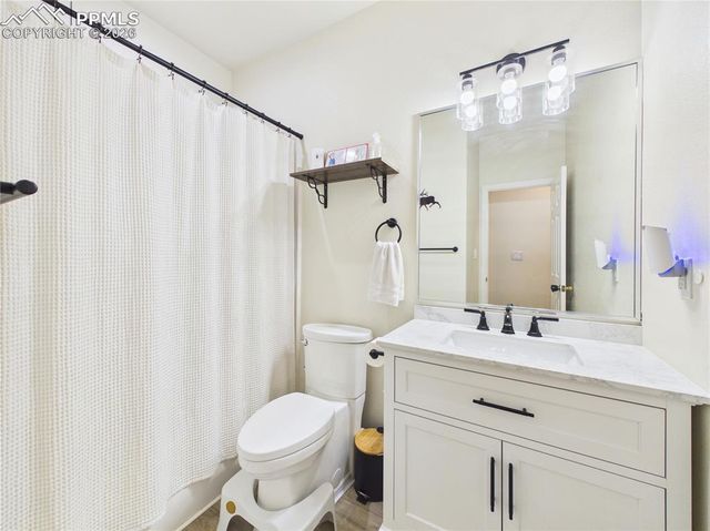 366 N Earl Place, Pueblo West, CO 81007