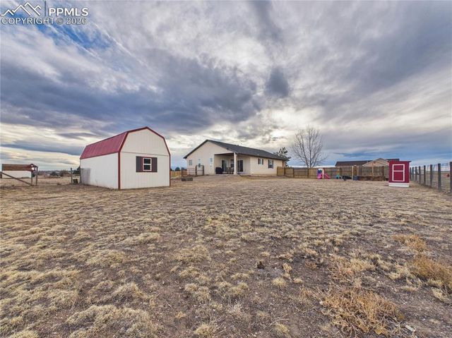 366 N Earl Place, Pueblo West, CO 81007