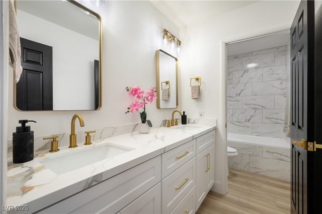 5145 East Tennis Court, Las Vegas, NV 89120