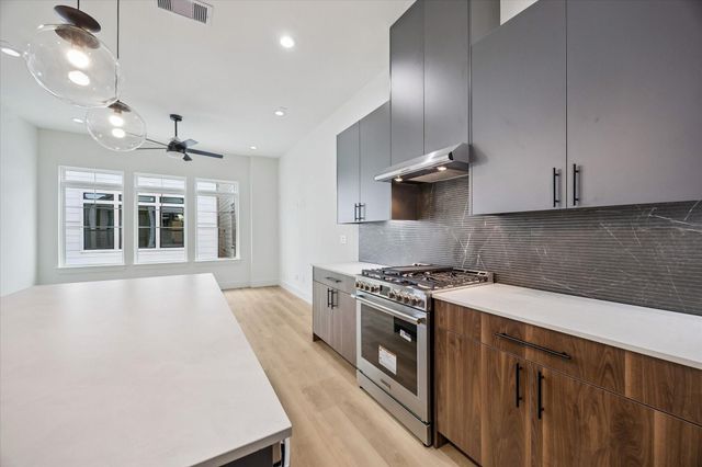 738 Curtin Street, Houston, TX 77018