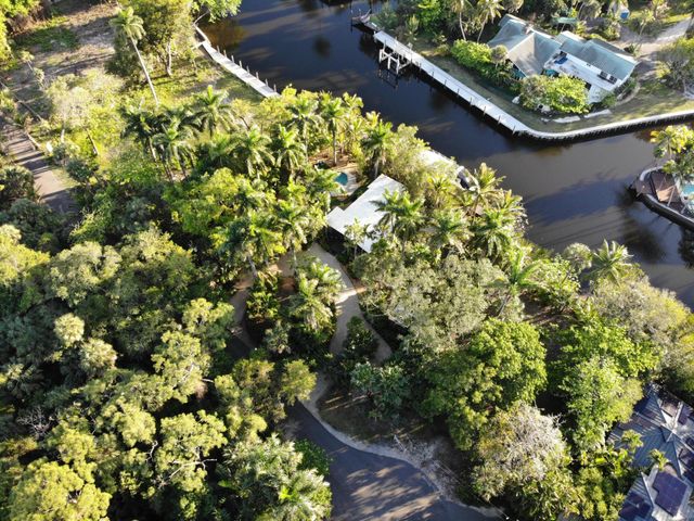 291 SW 14 Way, Fort Lauderdale, FL 33312