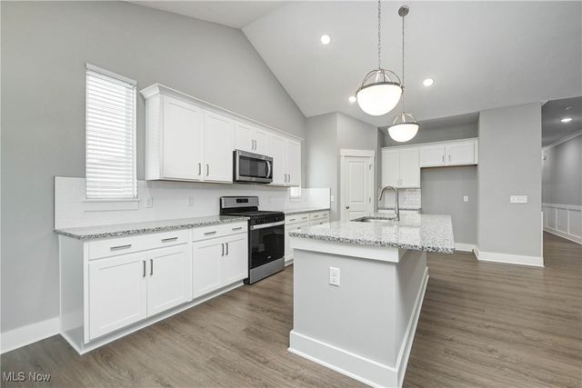 8896 Firethorne Drive, Columbia Station, OH 44028