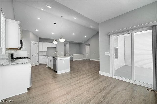 8896 Firethorne Drive, Columbia Station, OH 44028