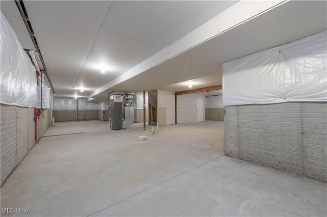 8896 Firethorne Drive, Columbia Station, OH 44028