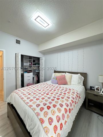 10413 NW 82nd St 3, Doral, FL 33178