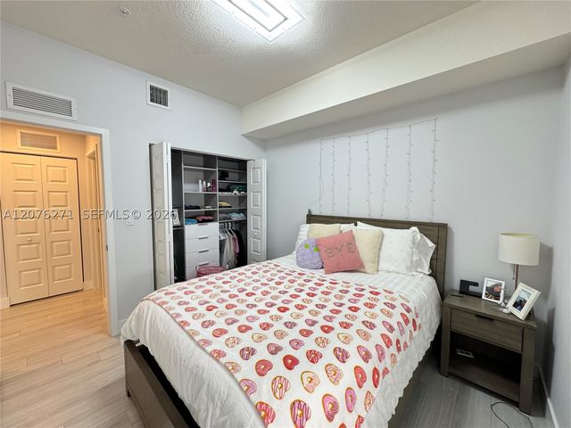 10413 NW 82nd St 3, Doral, FL 33178