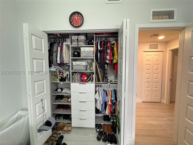 10413 NW 82nd St 3, Doral, FL 33178