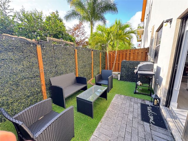10413 NW 82nd St 3, Doral, FL 33178
