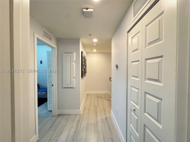 10413 NW 82nd St 3, Doral, FL 33178