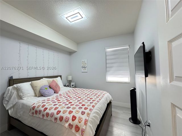 10413 NW 82nd St 3, Doral, FL 33178