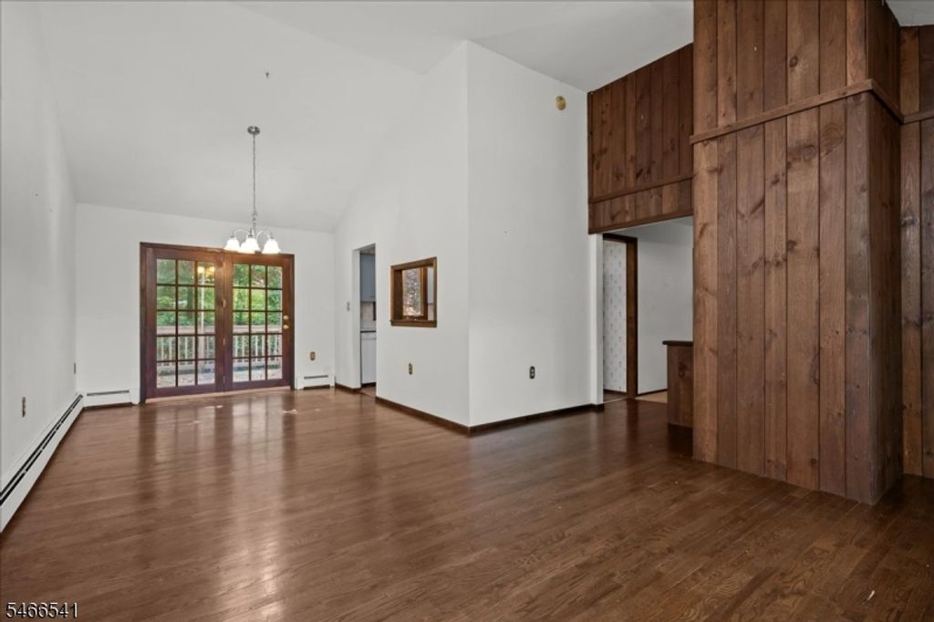 628 Succasunna Rd, Mount Arlington Boro, NJ 07856 — photo 3
