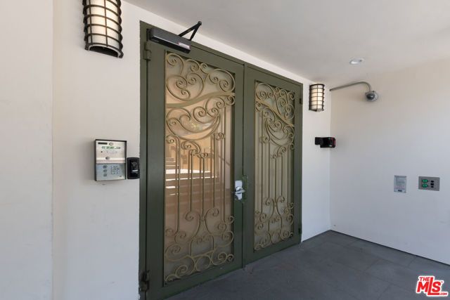 1353 N Fuller Avenue PH7, Los Angeles, CA 90046