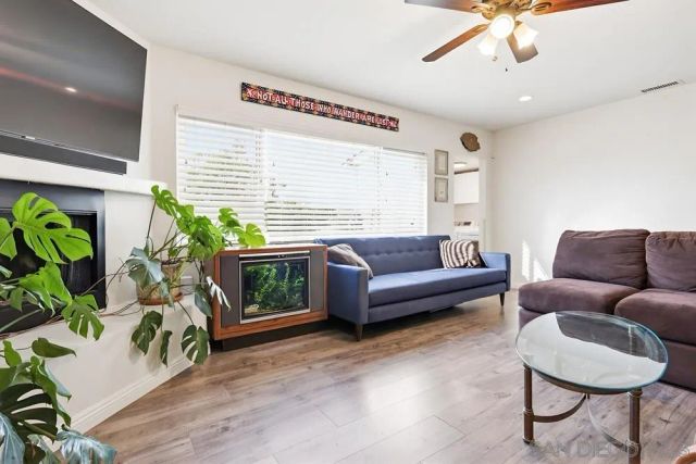 712 Lemon Avenue, Vista, CA 92084