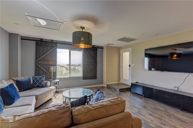 4650 Ranch House Road 14, North Las Vegas, NV 89031