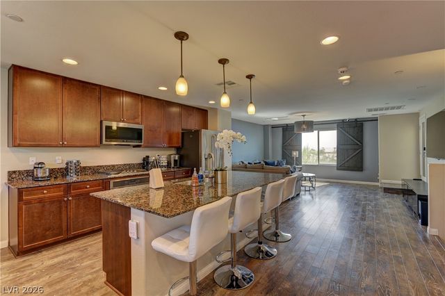 4650 Ranch House Road 14, North Las Vegas, NV 89031