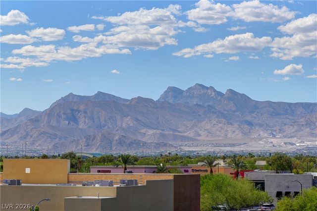 4650 Ranch House Road 14, North Las Vegas, NV 89031
