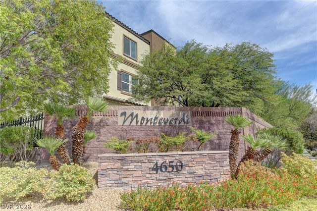 4650 Ranch House Road 14, North Las Vegas, NV 89031