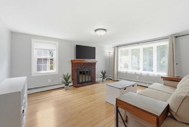 75 William Street, Walpole, MA 02081