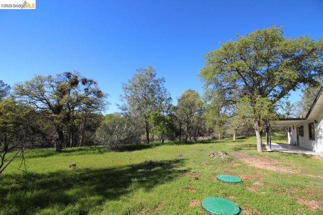 10477 Violetta, Coulterville, CA 95311