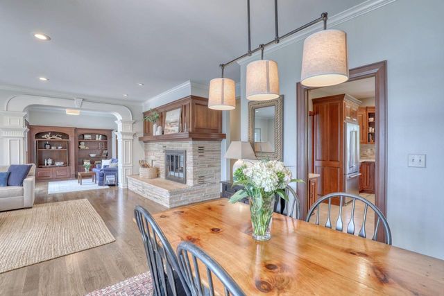 W323N6775 Wildwood Point ROAD, Hartland, WI 53029