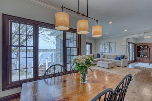 W323N6775 Wildwood Point ROAD, Hartland, WI 53029