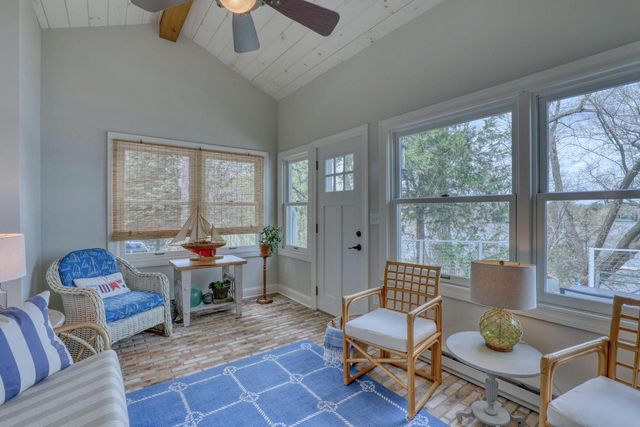 W323N6775 Wildwood Point ROAD, Hartland, WI 53029