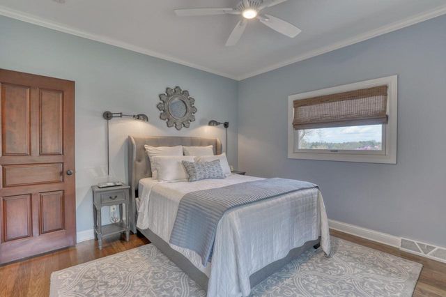 W323N6775 Wildwood Point ROAD, Hartland, WI 53029