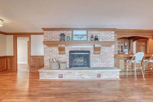 W323N6775 Wildwood Point ROAD, Hartland, WI 53029