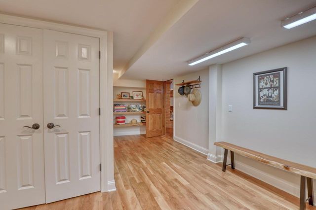 W323N6775 Wildwood Point ROAD, Hartland, WI 53029