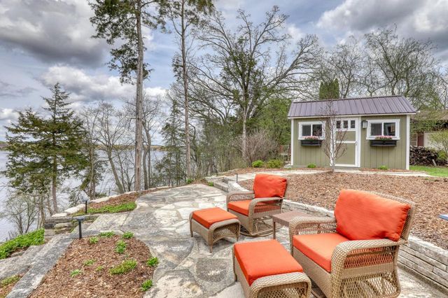 W323N6775 Wildwood Point ROAD, Hartland, WI 53029