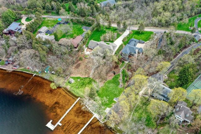 W323N6775 Wildwood Point ROAD, Hartland, WI 53029