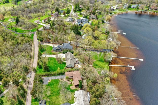 W323N6775 Wildwood Point ROAD, Hartland, WI 53029