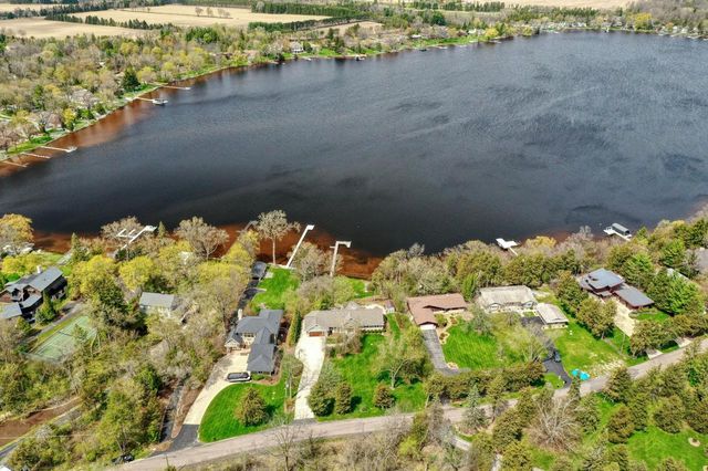 W323N6775 Wildwood Point ROAD, Hartland, WI 53029