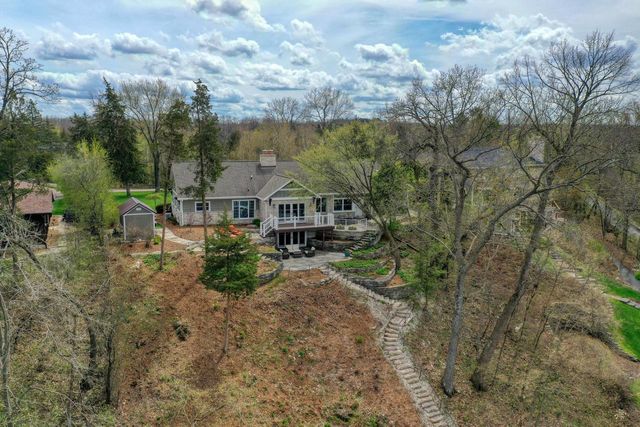 W323N6775 Wildwood Point ROAD, Hartland, WI 53029