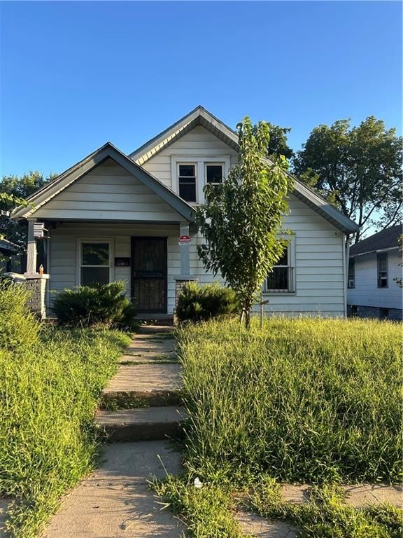 5211 E 28th Terrace, Kansas City, MO 64127
