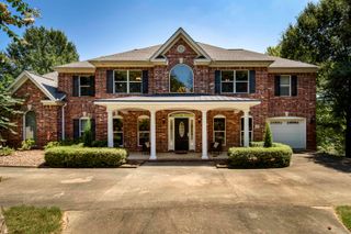 1 Hillsborough Court, Little Rock, AR 72212
