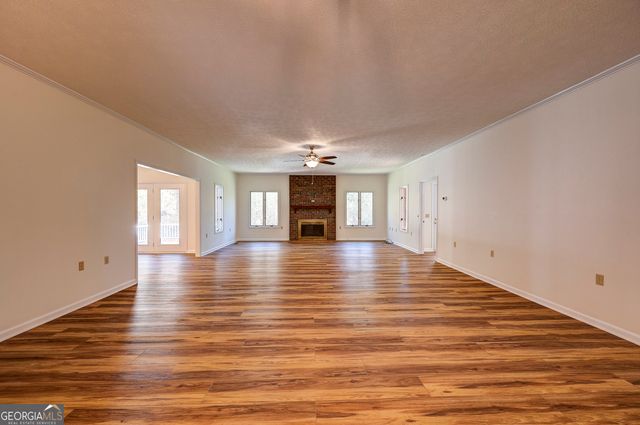 636 Tucker Hollow Road SE, Calhoun, GA 30701