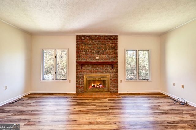 636 Tucker Hollow Road SE, Calhoun, GA 30701