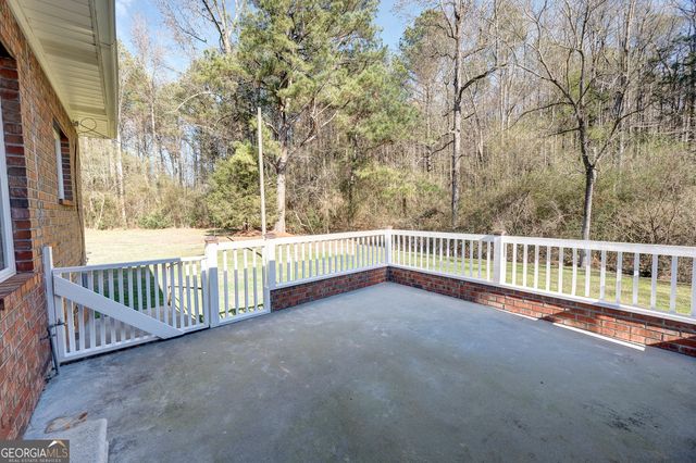 636 Tucker Hollow Road SE, Calhoun, GA 30701