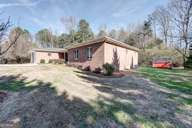 636 Tucker Hollow Road SE, Calhoun, GA 30701