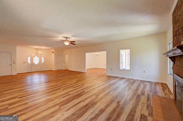 636 Tucker Hollow Road SE, Calhoun, GA 30701