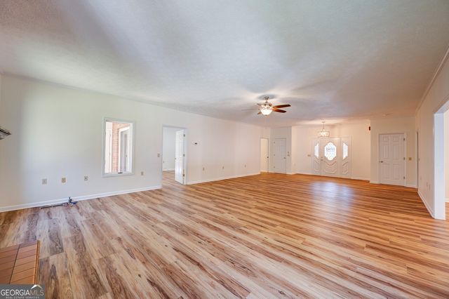 636 Tucker Hollow Road SE, Calhoun, GA 30701