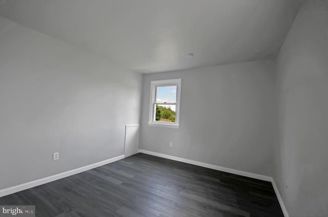 309 MONTGOMERY AVE, Jenkintown, PA 19046