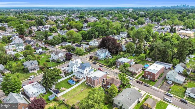 309 MONTGOMERY AVE, Jenkintown, PA 19046