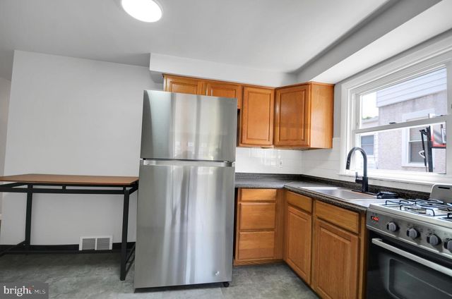 309 MONTGOMERY AVE, Jenkintown, PA 19046