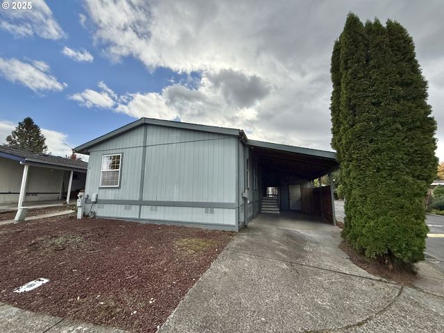 1282 E 3RD St 37, Lafayette, OR 97127